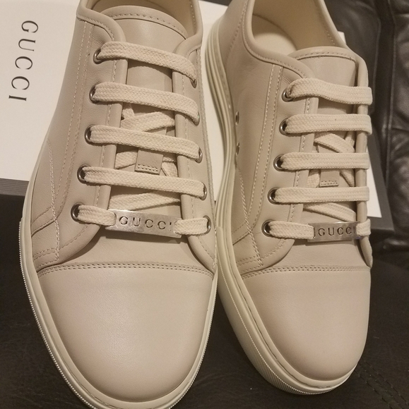 new $650 gucci authentic sneaker Authentic us 8.5 - Picture 2 of 8